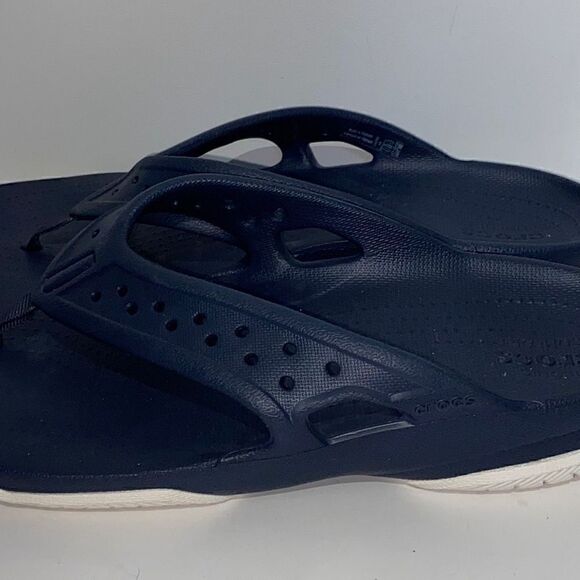 Crocs Men's Classic All Terrain Iconic Comfort Flip Flop In Blue Size 8 - Picture 6 of 10
